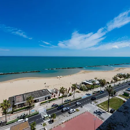 Guesthost - Sea View Europa شقة *
